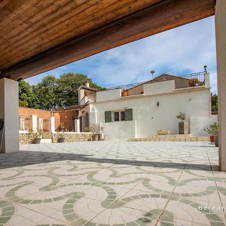 Mas Saint Antoine Villa Bourg-Saint-Andeol Ngoại thất bức ảnh